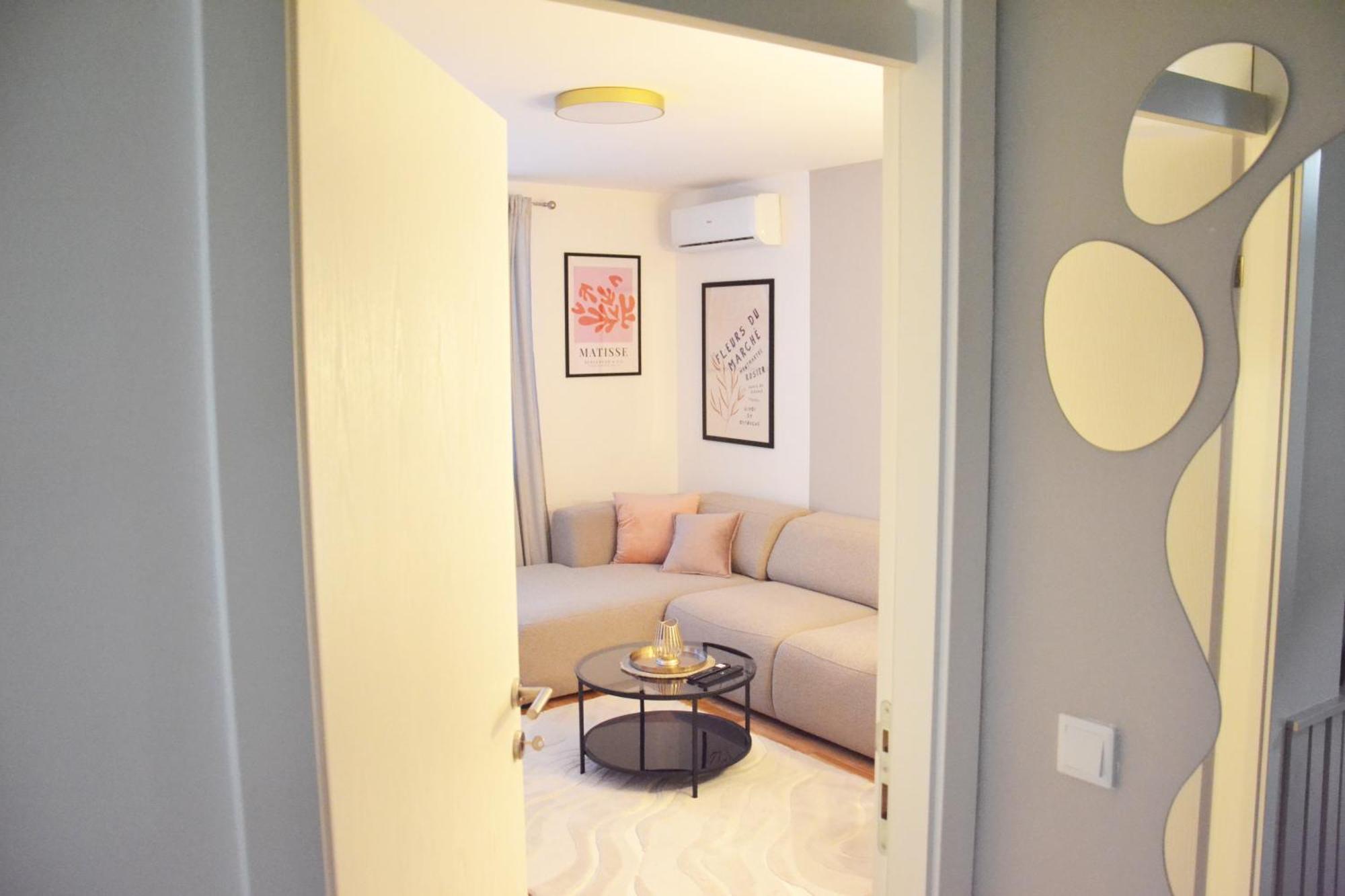 Apartment Cozy Sheep